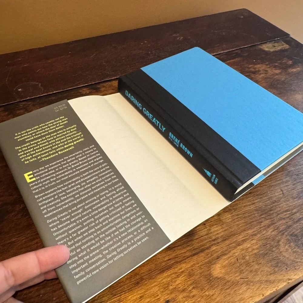 Daring‎ Greatly Brene Brown Book Vulnerability Leadership Parenting
